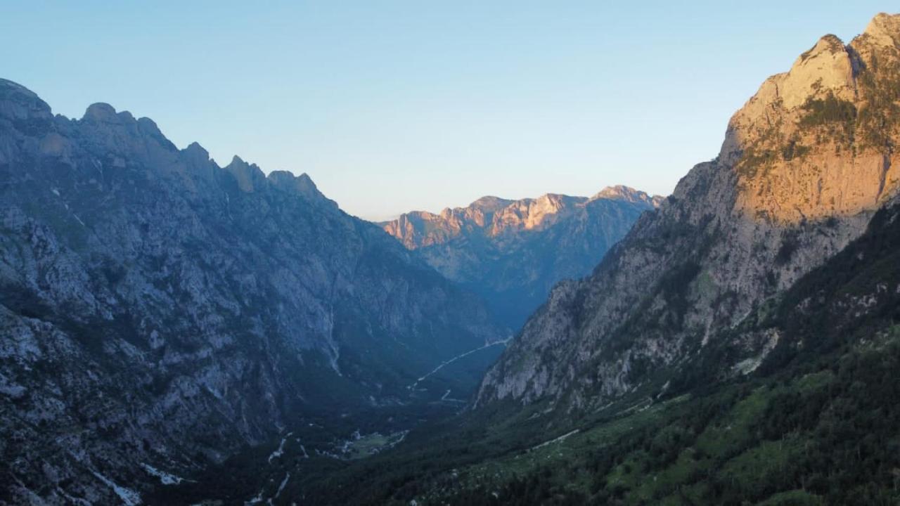 Bed and Breakfast Bujtina Arlindi Valbone Exterior foto