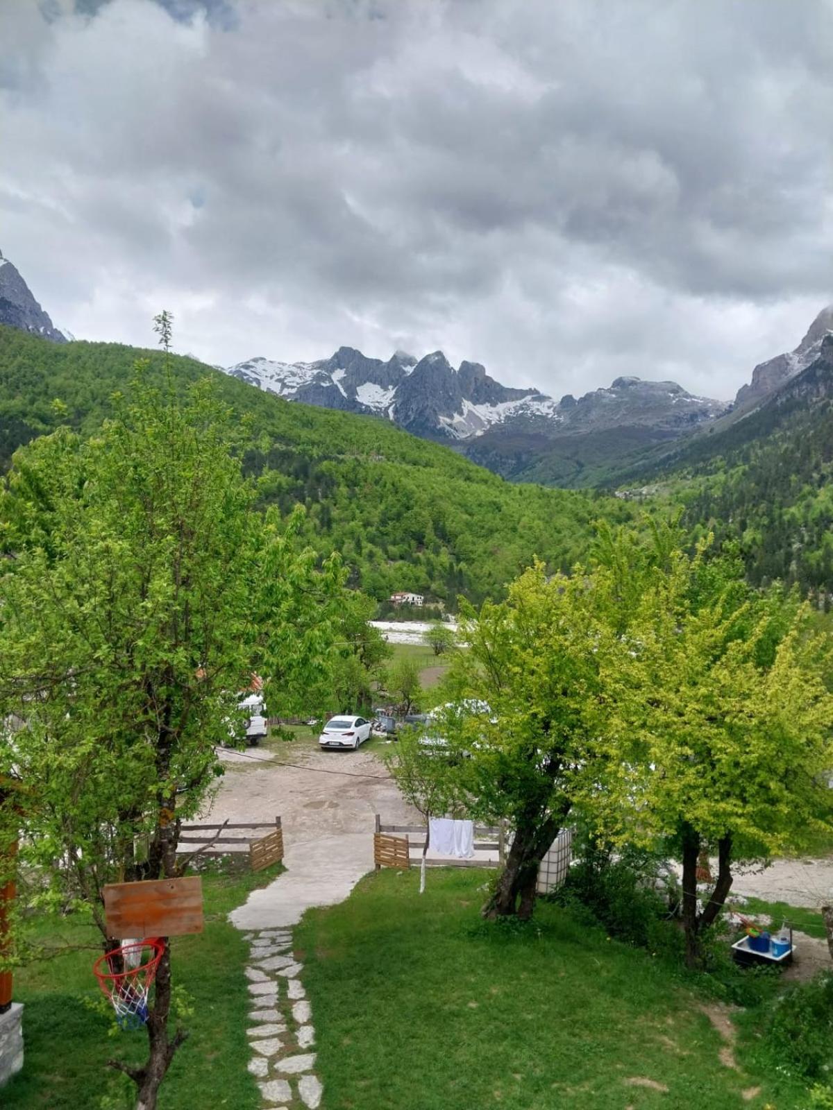 Bed and Breakfast Bujtina Arlindi Valbone Exterior foto