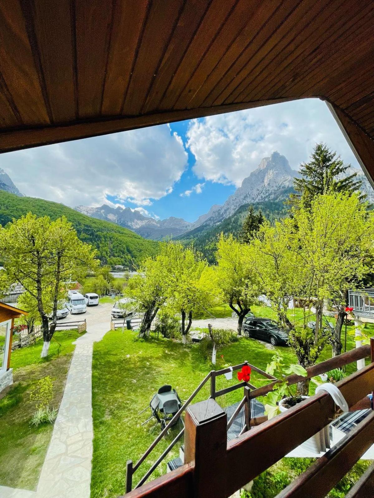 Bed and Breakfast Bujtina Arlindi Valbone Exterior foto